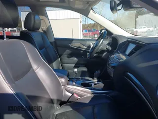 2019 Infiniti QX60 LUXE with VIN 5N1DL0MN1KC568480, listed as a IAAI auction lot 41358947 with 110,972 mi miles. Bid and sale history available at carsss.com. Image 5.