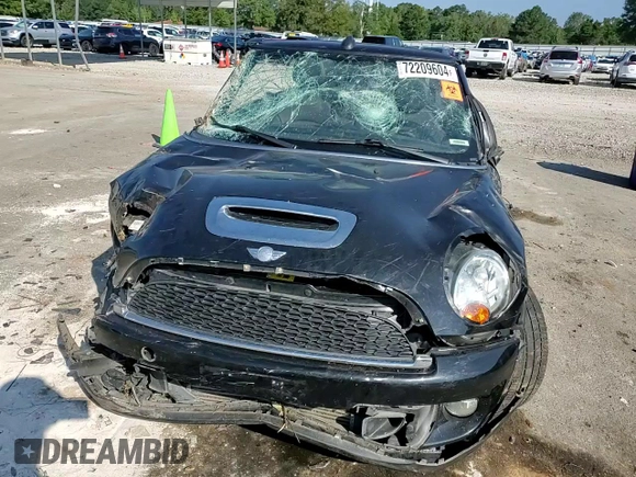 2012 MINI Convertible S with VIN WMWZP3C54CT296796, listed as a Copart auction lot 72209604 with 90,864 mi miles and Salvage title. Bid and sale history available at DreamBid. Image 11.