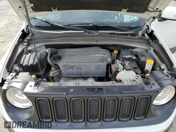 2015 Jeep Renegade Trailhawk with VIN ZACCJBCT0FPB53582, listed as a Copart auction lot 53360135 with Not Provided miles and Salvage Title. Bid and sale history available at DreamBid. Image 12.
