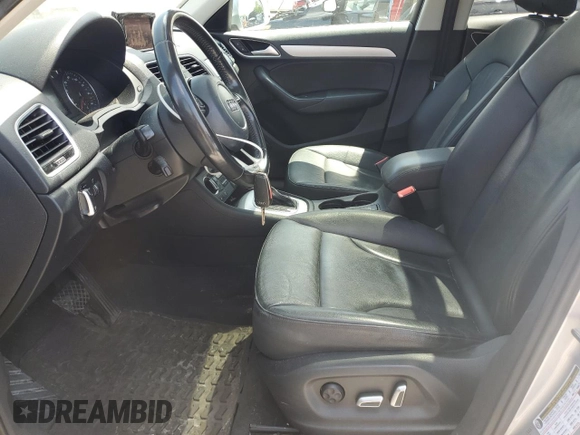 2017 Audi Q3 Premium z VIN WA1ECCFS8HR012695, wystawiony jako Copart lot #56799415 z przebiegiem 182 515 mil mil oraz Czysty tytuł • Clean title. Historia ofert i sprzedaży dostępna na DreamBid. Obrazek 7.