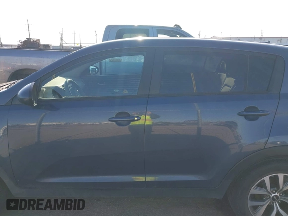 2016 Kia Sportage LX with VIN KNDPB3AC5G7868063, listed as a IAAI auction lot 42071089 with Not Provided miles. Bid and sale history available at carsss.com. Image 14.