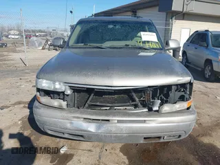 2002 Chevrolet Tahoe LS с VIN 1GNEC13Z92R278513, выставлен на аукционе IAAI как лот 41453414 с пробегом 136 447 миль миль и . История ставок и продаж доступна на DreamBid. Изображение 6.