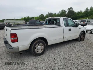 2004 Ford F-150 XL z VIN 1FTRF12W74NA73243, wystawiony jako Copart lot #54440185 z przebiegiem 147 937 mil mil oraz Szkody całkowita. Historia ofert i sprzedaży dostępna na DreamBid. Obrazek 3.