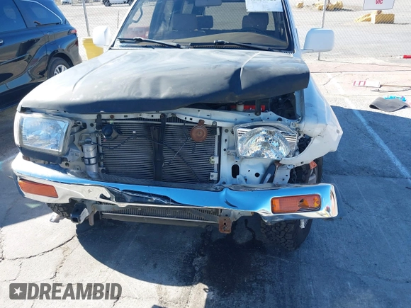 1997 Toyota 4Runner SR5 with VIN JT3GN86R1V0053676, listed as a IAAI auction lot 41635822 with 213,443 mi miles and . Bid and sale history available at DreamBid. Image 6.