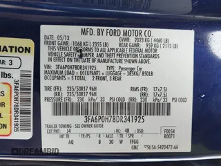 2013 Ford Fusion SE with VIN 3FA6P0H78DR341925, listed as a IAAI auction lot 42366432 with 102,073 mi miles and . Bid and sale history available at DreamBid. Image 9.