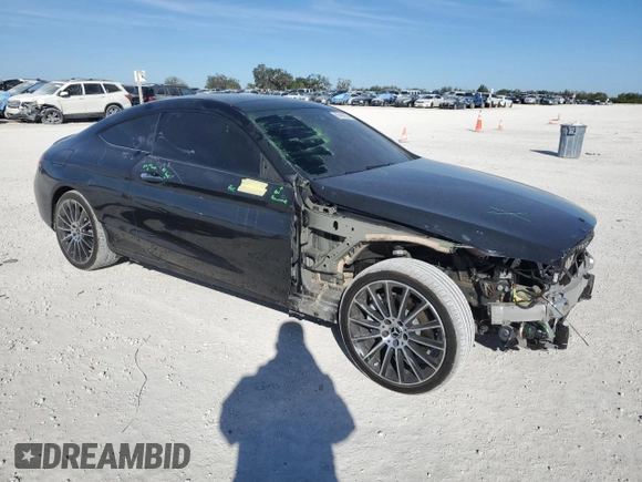 2021 Mercedes-Benz C 300 z VIN W1KWJ8DB3MG066286, wystawiony jako Copart lot #87467674 z przebiegiem 36 856 mil mil oraz Szkoda całkowita • Salvage title. Historia ofert i sprzedaży dostępna na DreamBid. Obrazek 4.