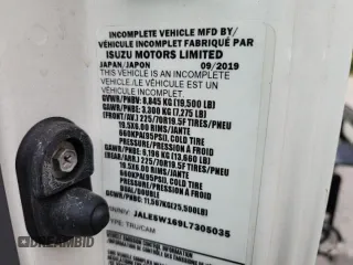 2020 Isuzu NQR IBT PWL with VIN JALE5W169L7305035, listed as a Copart auction lot 76352564 with 93,159 mi miles and Clean Title. Bid and sale history available at carsss.com. Image 10.