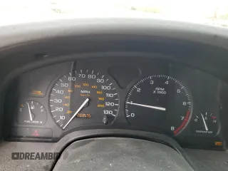 2002 Saturn LS z VIN 1G8JS54F72Y542236, wystawiony jako Copart lot #51253985 z przebiegiem 203 575 mil mil oraz Szkody całkowita. Historia ofert i sprzedaży dostępna na DreamBid. Obrazek 9.