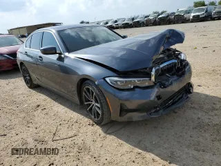 2020 BMW 3 Series 330i z VIN 3MW5R1J05L8B41251, wystawiony jako Copart lot #55253715 z przebiegiem 77 510 mil mil oraz Szkoda całkowita • Salvage title. Historia ofert i sprzedaży dostępna na DreamBid. Obrazek 4.