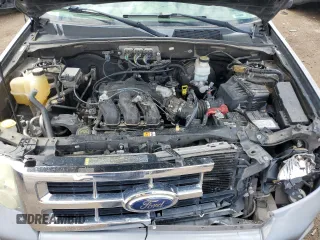 2008 Ford Escape XLT z VIN 1FMCU03148KD67100, wystawiony jako Copart lot #48525425 z przebiegiem 182 122 mil mil oraz Szkoda całkowita • Salvage title. Historia ofert i sprzedaży dostępna na DreamBid. Obrazek 12.