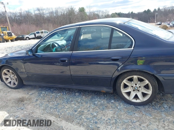 2003 BMW 5 Series 525iA with VIN WBADT43403G028405, listed as a IAAI auction lot 41850292 with 145,752 mi miles. Bid and sale history available at carsss.com. Image 14.
