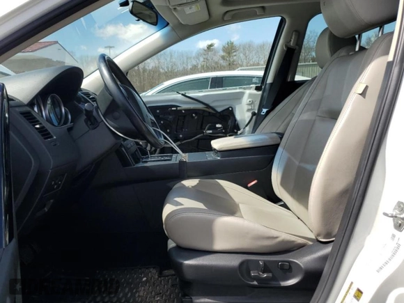 2013 Mazda CX-9 Touring with VIN JM3TB3CV1D0422100, listed as a Copart auction lot 50396875 with 111,266 mi miles and Salvage Title. Bid and sale history available at carsss.com. Image 7.