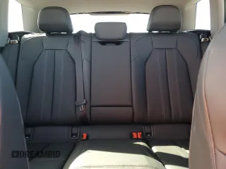 2025 Audi Q6 e-tron Premium Plus z VIN WA124BGF4SA016972, wystawiony jako Copart lot #47431915 z przebiegiem Nie podano mil oraz Nie do naprawy. Historia ofert i sprzedaży dostępna na DreamBid. Obrazek 10.