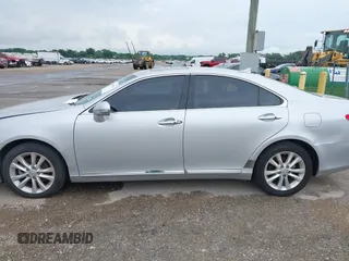 2012 Lexus ES 330 z VIN JTHBK1EG1C2499297, wystawiony jako IAAI lot #42481970 z przebiegiem 175 129 mil mil oraz . Historia ofert i sprzedaży dostępna na DreamBid. Obrazek 14.