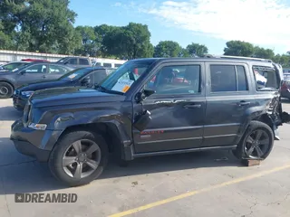 2017 Jeep Patriot Sport z VIN 1C4NJPBBXHD117521, wystawiony jako IAAI lot #42311513 z przebiegiem 71 548 mil mil oraz . Historia ofert i sprzedaży dostępna na DreamBid. Obrazek 6.