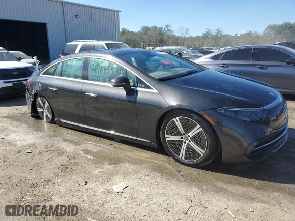 2023 Mercedes-Benz EQS with VIN W1KCG2DBXPA033002, listed as a Copart auction lot 42047594 with 8,826 mi miles. Bid and sale history available at carsss.com. Image 4.