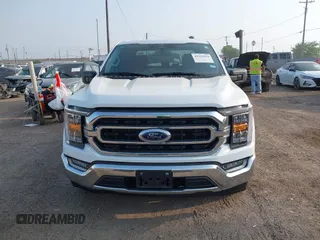 2023 Ford F-150 XL z VIN 1FTEW1CP1PKF44623, wystawiony jako IAAI lot #41921624 z przebiegiem 3 008 mil mil oraz . Historia ofert i sprzedaży dostępna na DreamBid. Obrazek 12.