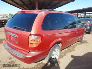 2003 Chrysler Town & Country with VIN 2C4GP24373R242644, listed as a IAAI auction lot 41950283 with 177,675 mi miles. Bid and sale history available at carsss.com. Image 4.