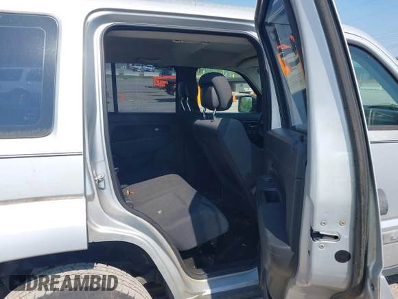 2011 Jeep Liberty Sport z VIN 1J4PN2GK1BW510712, wystawiony jako IAAI lot #42648233 z przebiegiem 154 691 mil mil oraz . Historia ofert i sprzedaży dostępna na DreamBid. Obrazek 8.