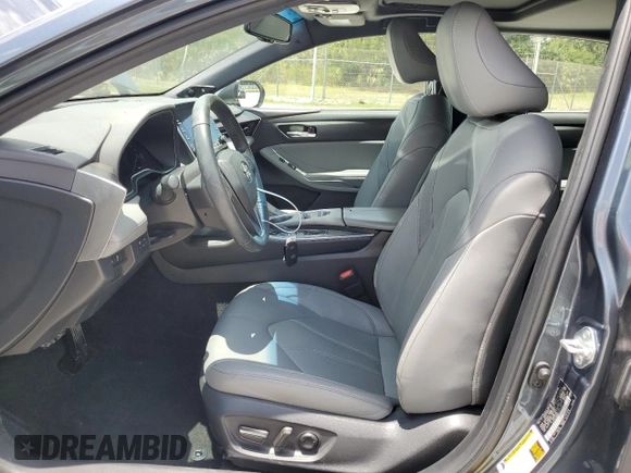 2021 Toyota Avalon Hybrid XLE z VIN 4T1AA1AB8MU007487, wystawiony jako Copart lot #57241445 z przebiegiem 63 154 mil mil oraz Nie do naprawy • Non repairable. Historia ofert i sprzedaży dostępna na DreamBid. Obrazek 7.