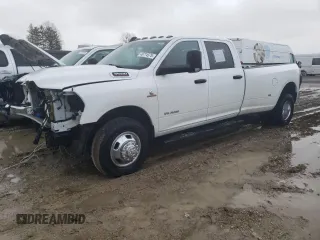 2022 Ram 3500 Tradesman with VIN 3C63RPGL4NG404280, listed as a Copart auction lot 46774575 with 177,086 mi miles and Salvage Title. Bid and sale history available at carsss.com. Image 1.
