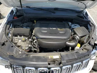 2019 Jeep Grand Cherokee Altitude with VIN 1C4RJEAG9KC662240, listed as a Copart auction lot 52871935 with 123,188 mi miles and Salvage title. Bid and sale history available at DreamBid. Image 13.