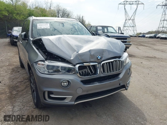 2018 BMW X5 xDrive35i with VIN 5UXKR0C51J0X95114, listed as a IAAI auction lot 42037253 with 80,095 mi miles. Bid and sale history available at carsss.com. Image 6.