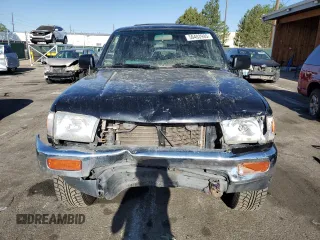 1997 Toyota 4Runner SR5 z VIN JT3HN86RXV0100711, wystawiony jako Copart lot #56483995 z przebiegiem 184 667 mil mil oraz Szkoda całkowita • Salvage title. Historia ofert i sprzedaży dostępna na DreamBid. Obrazek 5.