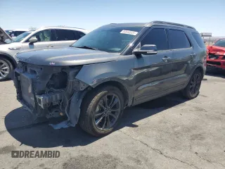 2017 Ford Explorer XLT z VIN 1FM5K7D84HGC55547, wystawiony jako Copart lot #60553025 z przebiegiem 95 989 mil mil oraz Szkoda całkowita • Salvage title. Historia ofert i sprzedaży dostępna na DreamBid. Obrazek 1.