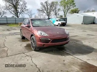 2012 Porsche Cayenne z VIN WP1AA2A21CLA06372, wystawiony jako Copart lot #49437725 z przebiegiem 137 530 mil mil oraz Szkoda całkowita • Salvage title. Historia ofert i sprzedaży dostępna na DreamBid. Obrazek 11.