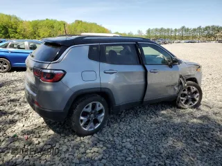 2020 Jeep Compass Limited with VIN 3C4NJDCBXLT155752, listed as a Copart auction lot 55040775 with 135,605 mi miles and Salvage title. Bid and sale history available at DreamBid. Image 3.