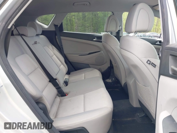 2017 Hyundai Tucson SE with VIN KM8J3CA47HU522428, listed as a IAAI auction lot 41985111 with 86,890 mi miles. Bid and sale history available at carsss.com. Image 8.