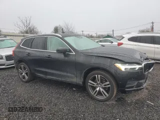 2018 Volvo XC60 Momentum with VIN LYV102RK1JB087884, listed as a Copart auction lot 49696925 with 34,601 mi miles and Salvage Title. Bid and sale history available at carsss.com. Image 4.