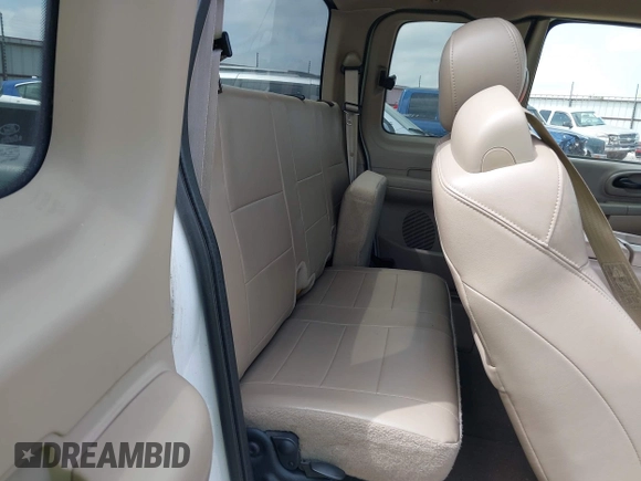 2003 Ford F-150 XL with VIN 1FTRX17L33NB79733, listed as a IAAI auction lot 42023385 with 136,236 mi miles. Bid and sale history available at carsss.com. Image 8.