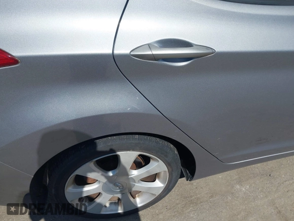 2012 Hyundai Elantra GLS с VIN KMHDH4AE5CU460145, выставлен на аукционе IAAI как лот 42351225 с пробегом 195 188 миль миль и . История ставок и продаж доступна на DreamBid. Изображение 6.