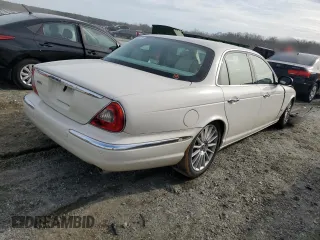 2007 Jaguar XJ with VIN SAJWA71B17SH15873, listed as a Copart auction lot 45739045 with 163,029 mi miles and Salvage Title. Bid and sale history available at carsss.com. Image 3.