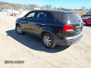 2011 Kia Sorento LX with VIN 5XYKT3A17BG012880, listed as a IAAI auction lot 41717232 with 196,571 mi miles. Bid and sale history available at carsss.com. Image 3.