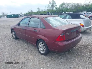 2007 Ford Focus S with VIN 1FAFP34N17W250308, listed as a IAAI auction lot 42164002 with 160,574 mi miles and . Bid and sale history available at carsss.com. Image 3.