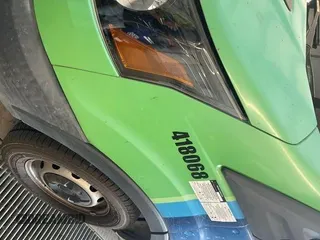 2018 Ford Transit с VIN 1FTYE1CM7JKB31067, выставлен на аукционе IAAI как лот 42742910 с пробегом 64 837 миль миль и . История ставок и продаж доступна на DreamBid. Изображение 8.
