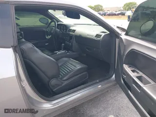 2013 Dodge Challenger SXT with VIN 2C3CDYAG7DH611273, listed as a IAAI auction lot 41638740 with 1 mi miles. Bid and sale history available at carsss.com. Image 5.