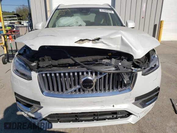 2023 Volvo XC90 Ultimate Bright Theme with VIN YV4H60CA0P1918791, listed as a Copart auction lot 47404573 with 6,208 mi miles and . Bid and sale history available at DreamBid. Image 5.