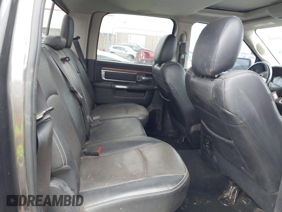 2016 Ram 1500 Laramie z VIN 1C6RR7NM3GS250971, wystawiony jako IAAI lot #42324889 z przebiegiem 120 540 mil mil oraz . Historia ofert i sprzedaży dostępna na DreamBid. Obrazek 8.