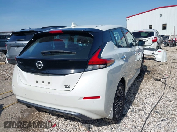 2023 Nissan LEAF SV Plus z VIN 1N4CZ1CV3PC553045, wystawiony jako IAAI lot #41998867 z przebiegiem 38 550 mil mil oraz . Historia ofert i sprzedaży dostępna na DreamBid. Obrazek 4.