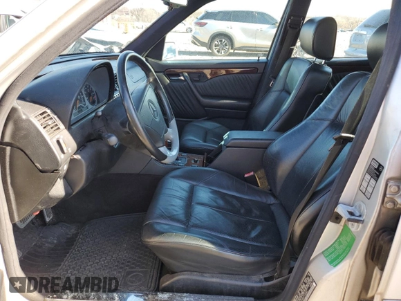 1996 Mercedes-Benz C with VIN WDBHM36E8TF345885, listed as a Copart auction lot 49954735 with Not Provided miles and Clean Title. Bid and sale history available at DreamBid. Image 7.