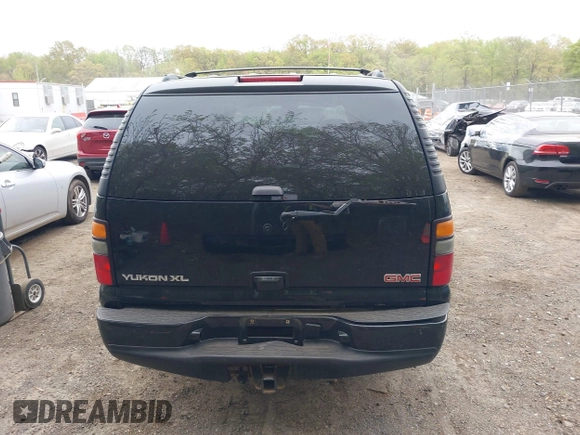 2006 GMC Yukon XL with VIN 1GKFK66U86J144162, listed as a IAAI auction lot 42076640 with 305,544 mi miles and . Bid and sale history available at DreamBid. Image 17.