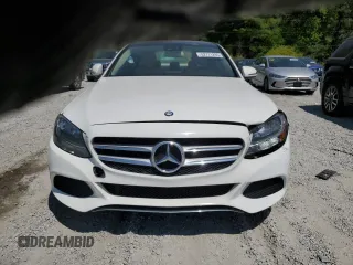 2017 Mercedes-Benz C 300 с VIN 55SWF4JB8HU199925, выставлен на аукционе Copart как лот 52771295 с пробегом 110 770 миль миль и Списание • Salvage title. История ставок и продаж доступна на DreamBid. Изображение 5.