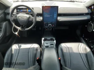 2021 Ford Mustang Mach-E Premium с VIN 3FMTK3SU6MMA45791, выставлен на аукционе Copart как лот 58205035 с пробегом 42 854 миль миль и Списание • Salvage title. История ставок и продаж доступна на DreamBid. Изображение 8.