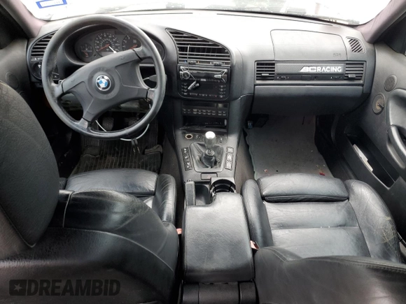 1998 BMW M3 z VIN WBSCD9320WEE09027, wystawiony jako Copart lot #52202055 z przebiegiem 244 452 mil mil oraz Czysty tytuł • Clean title. Historia ofert i sprzedaży dostępna na DreamBid. Obrazek 8.