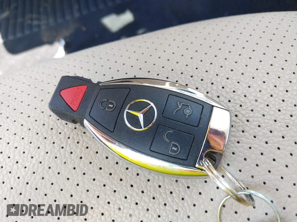 2018 Mercedes-Benz C 300 z VIN WDDWF4JB1JR420773, wystawiony jako IAAI lot #42381686 z przebiegiem Nie podano mil oraz . Historia ofert i sprzedaży dostępna na DreamBid. Obrazek 11.