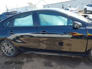 2024 Kia Forte GT-Line with VIN 3KPF54AD7RE822951, listed as a IAAI auction lot 41988055 with 16,180 mi miles and . Bid and sale history available at carsss.com. Image 14.